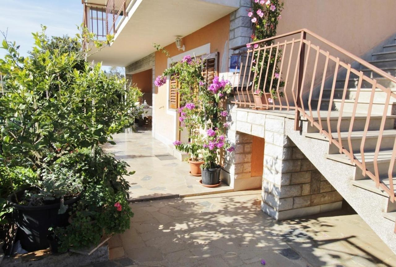 Apartments Marija Savudrija Exterior photo